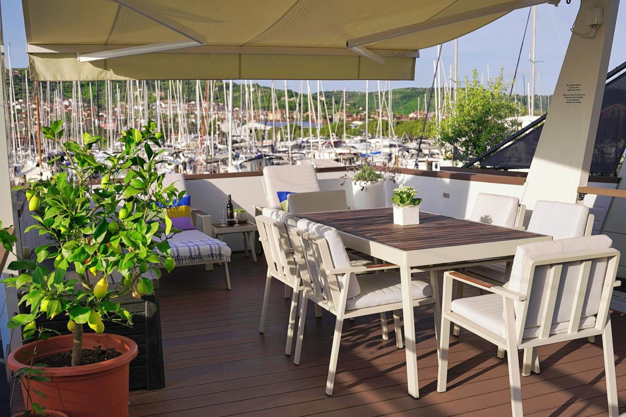 Floating Sea House Miramare Βίλα Πορτορόζ Εξωτερικό φωτογραφία